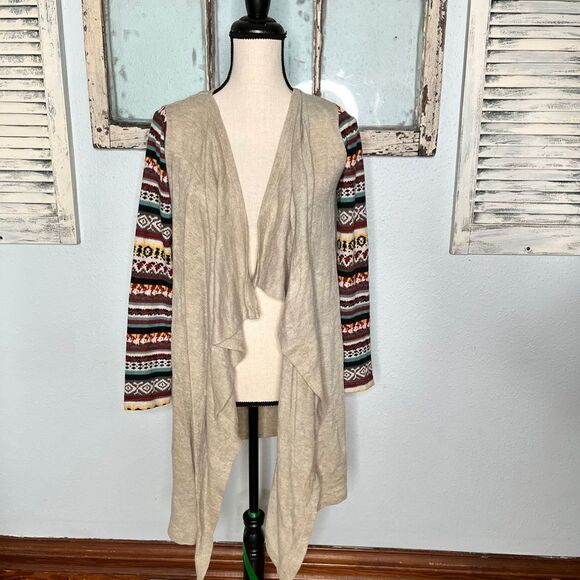 Adorable Asymmetrical Cardigan by Flying Tomato - Picture 3 of 8